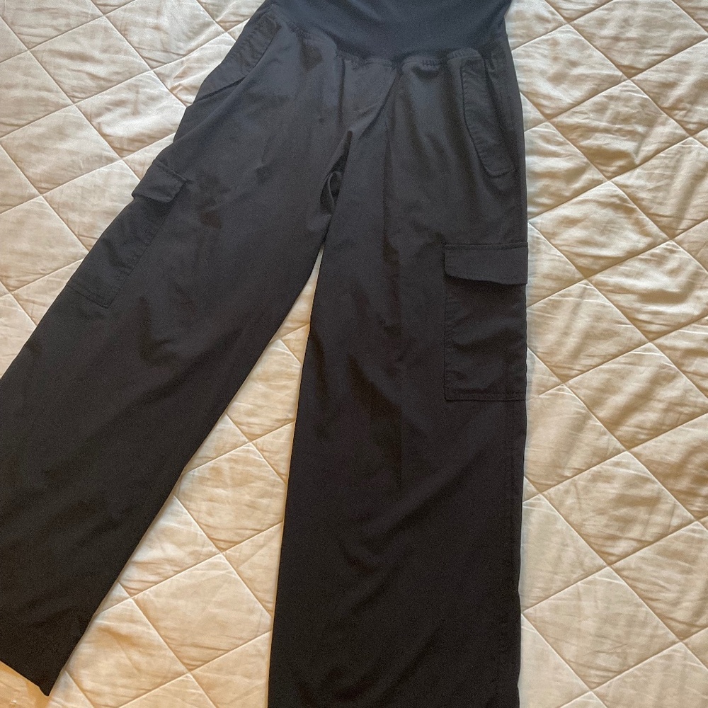 Maternity CARGO WIDE LEG pants 🤌🏻😎